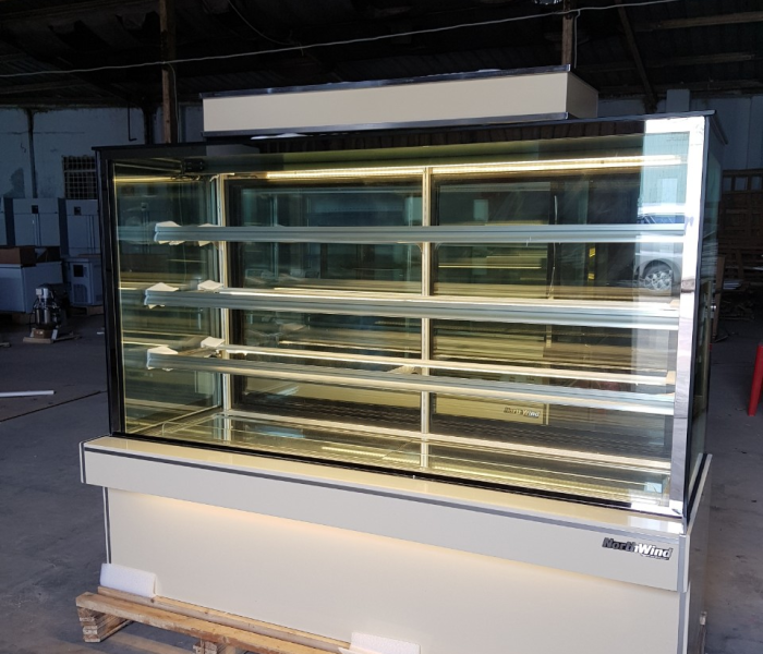 Tủ bánh kem 4 tầng 