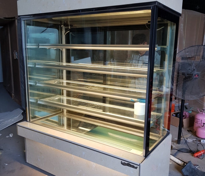 Tủ bánh kem 5 tầng 