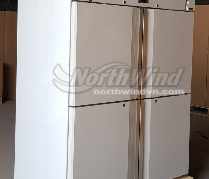 Tủ mát 4 cửa công nghiệp 