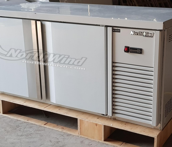 Bàn đông 1,5m công nghiệp 