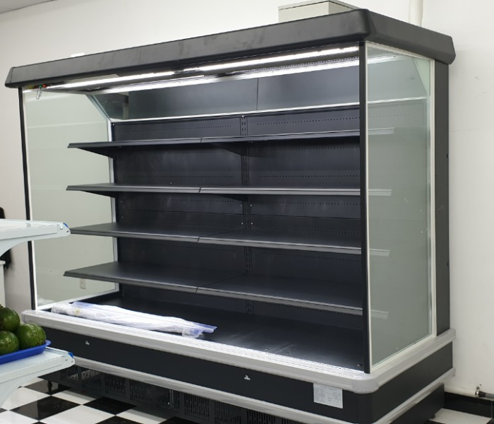 Lắp đặt tủ siêu thị 2,5m 