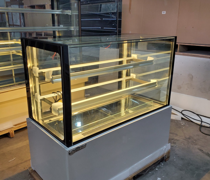 Tủ trưng bày bánh 1,2m 3 tầng 