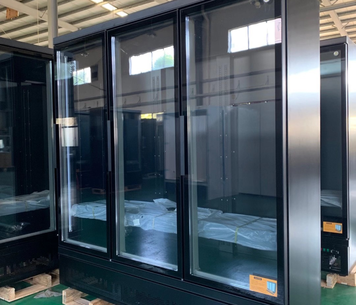 Tủ mát trưng bày TA-1000