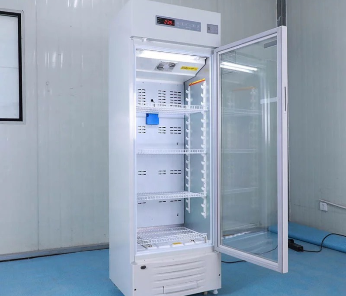 Tủ bảo quản thuốc 