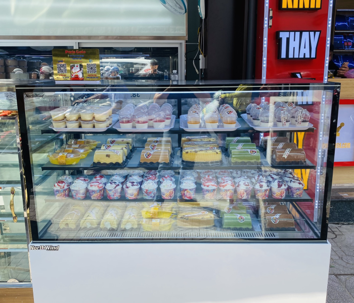 Tủ trưng bày bánh kem 3 tầng 