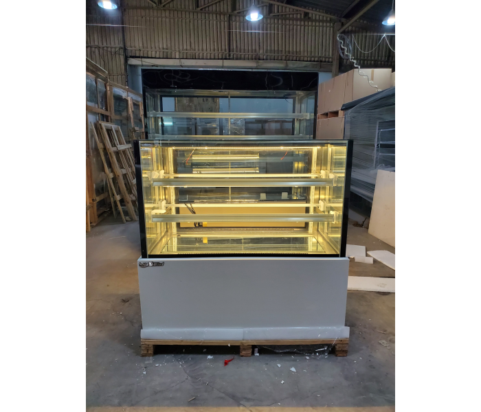 Tủ trưng bày bánh 1,2m 3 tầng 