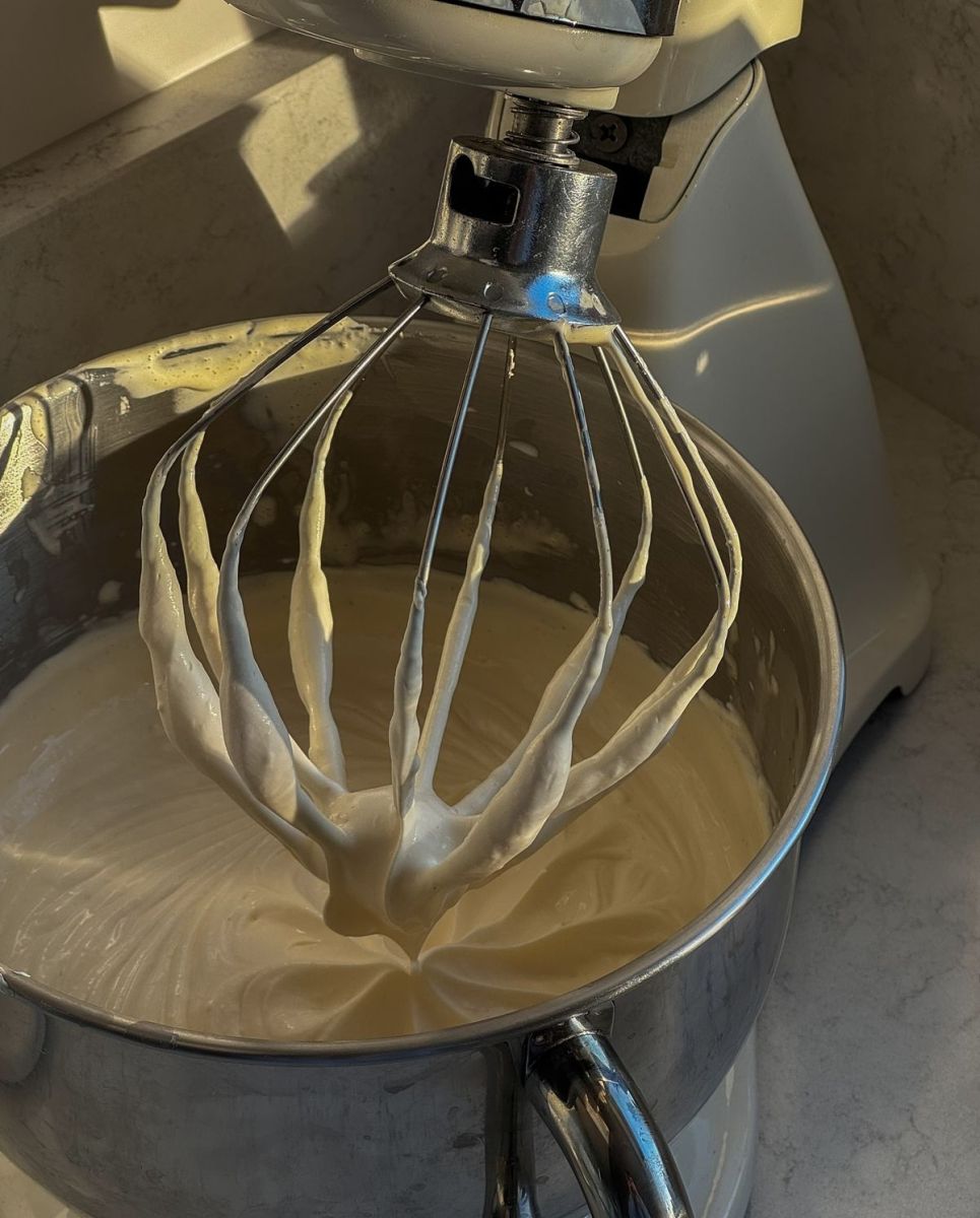 cách đánh kem tươi chuẩn mịn