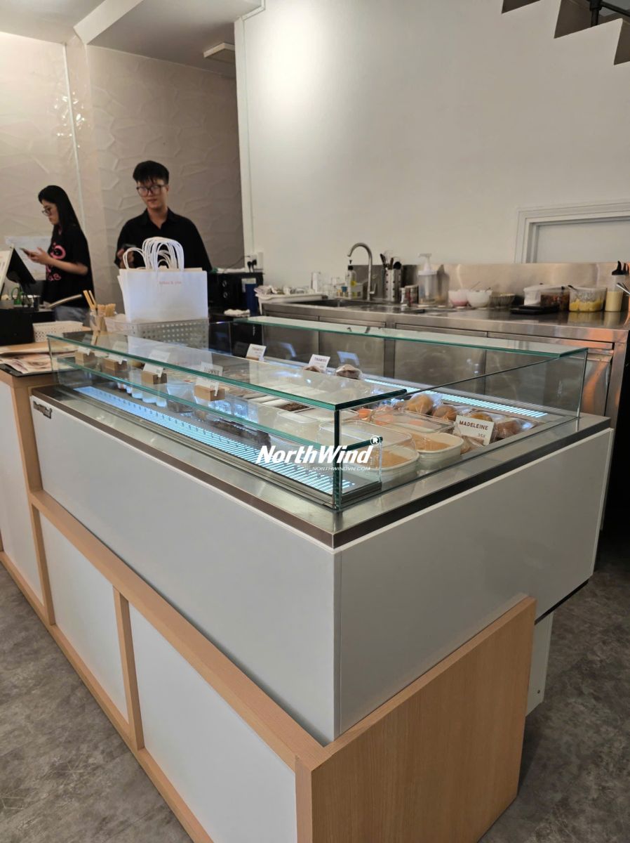 Tủ trưng bày bánh