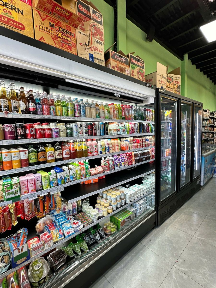 tủ trưng bày siêu thị mini